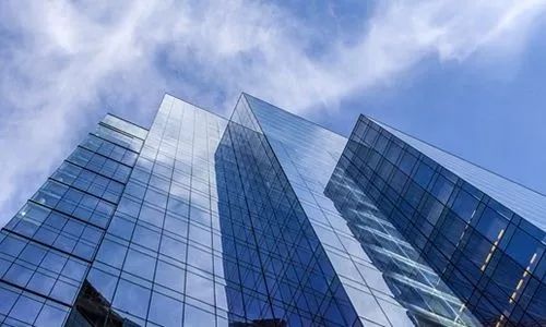 住房租賃新政與產(chǎn)品升級(jí)雙驅(qū)動(dòng)，市場(chǎng)迎來(lái)規(guī)范與品質(zhì)新階段